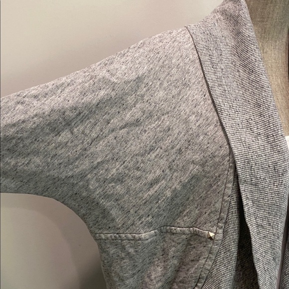 Aritzia Wilfred Diderot Cocoon Sweater Medium Grey Open Front Cardigan - Picture 4 of 16